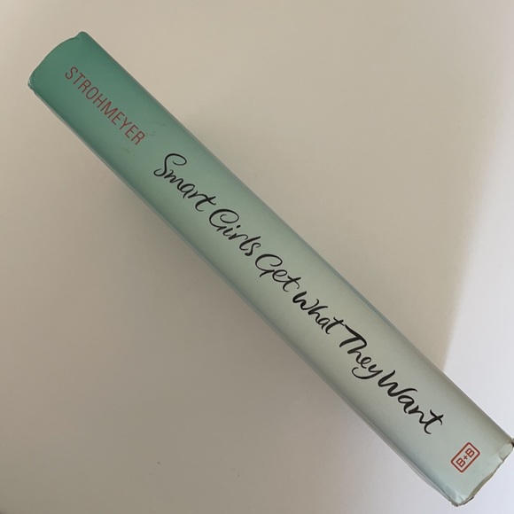 HarperCollins Publishers, Sarah Strohmeyer’s Smart Girls Get What They Want - Picture 3 of 8